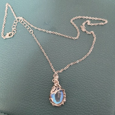 Elegant Moonstone Pendant Necklace