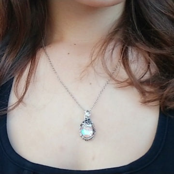 Elegant Moonstone Pendant Necklace