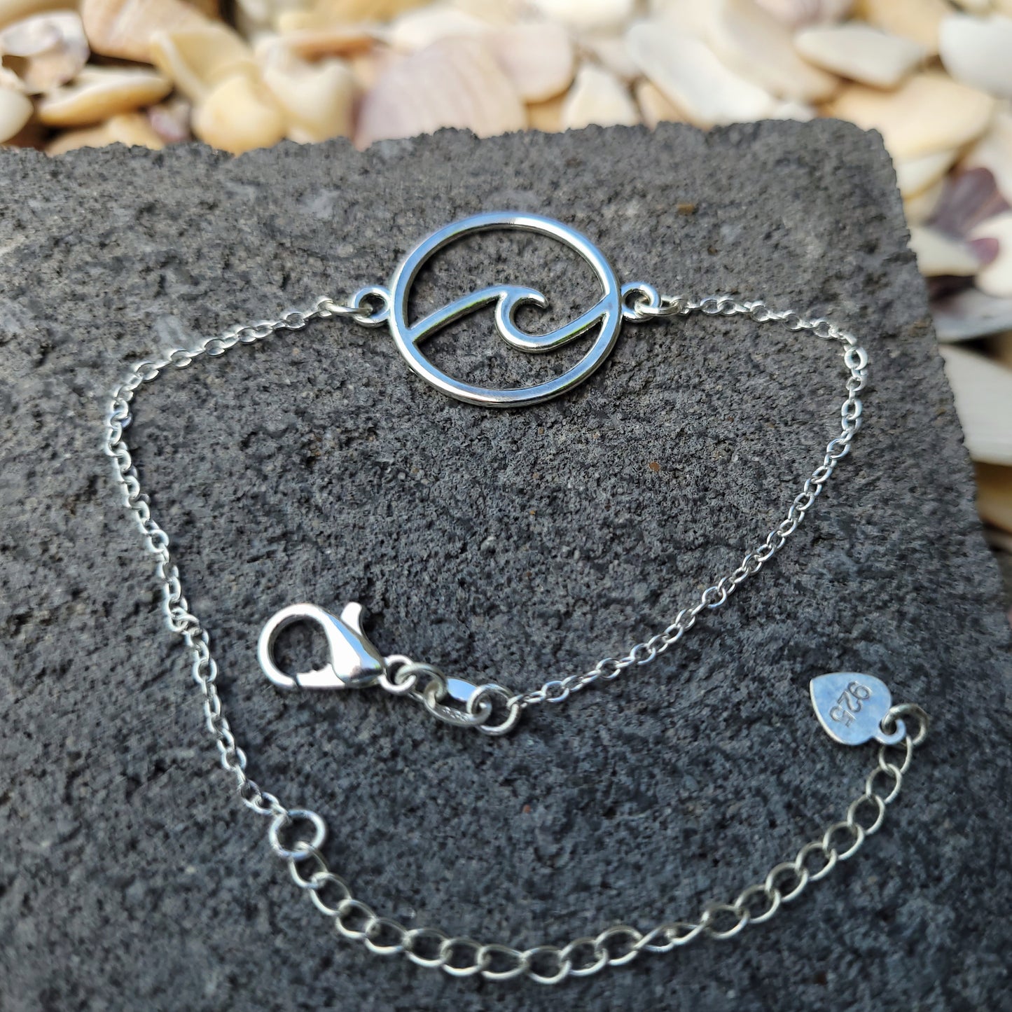 Silver Circle Wave Bracelet