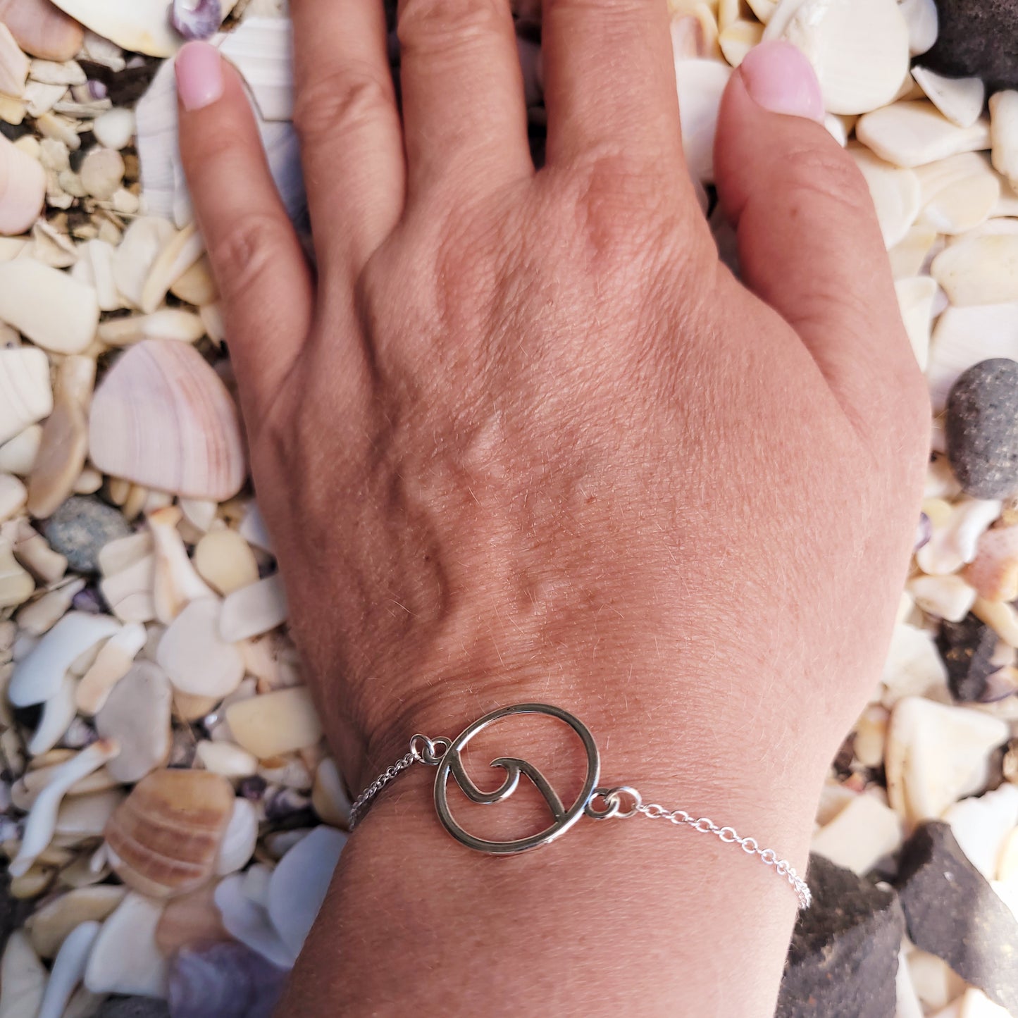 Silver Circle Wave Bracelet