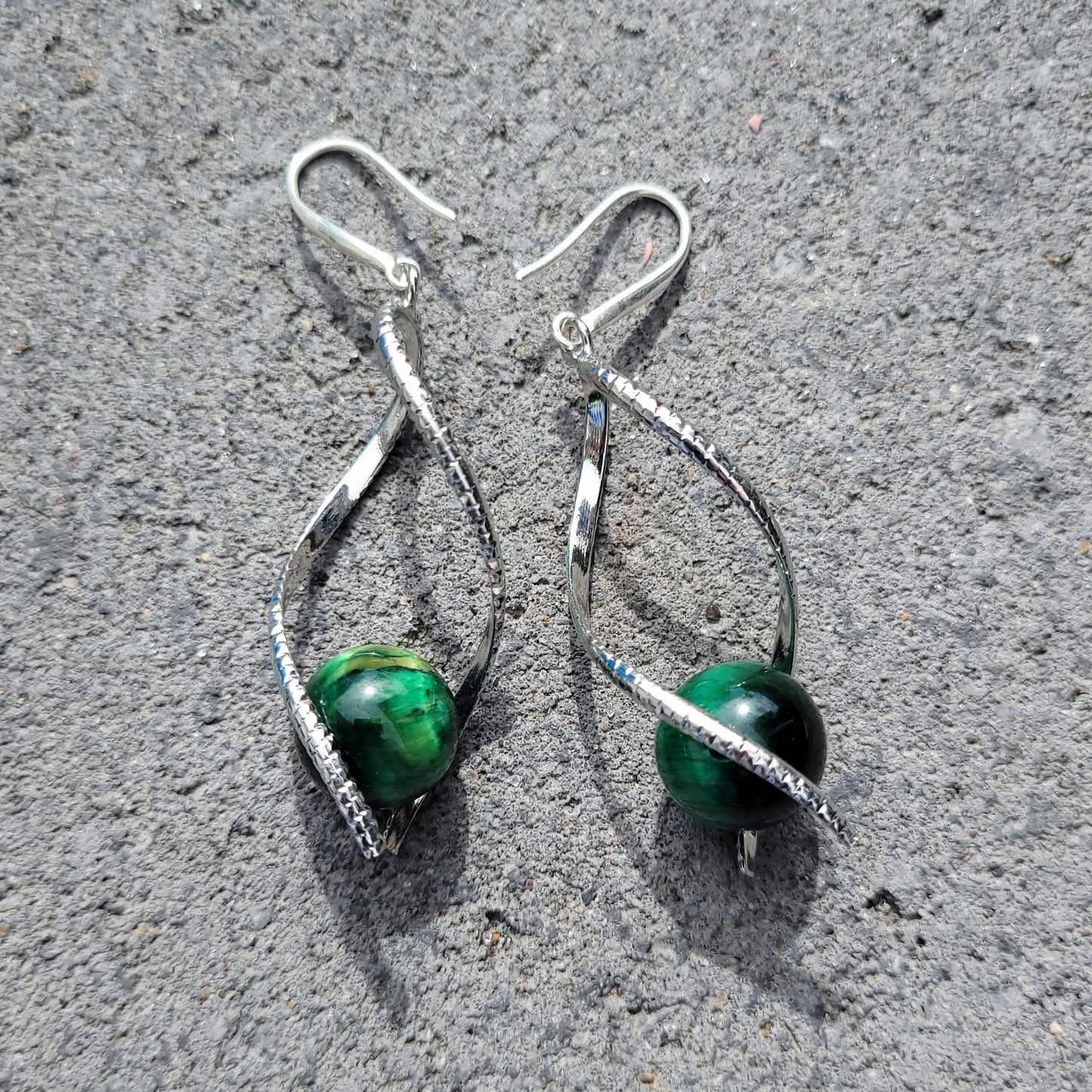 Green Tiger Eye Twist Drop Silver Earrings