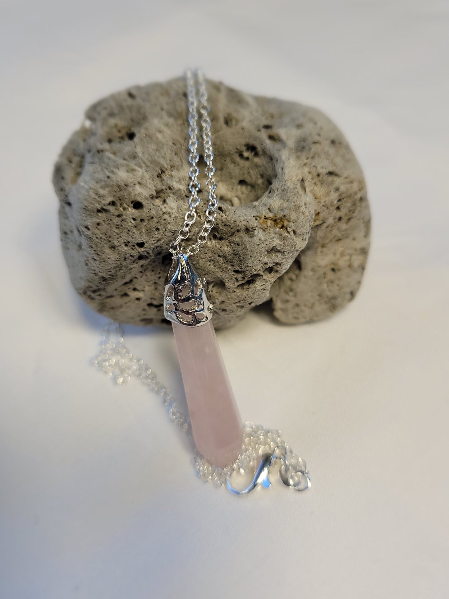 Rose quartz crystal & silver chain necklace