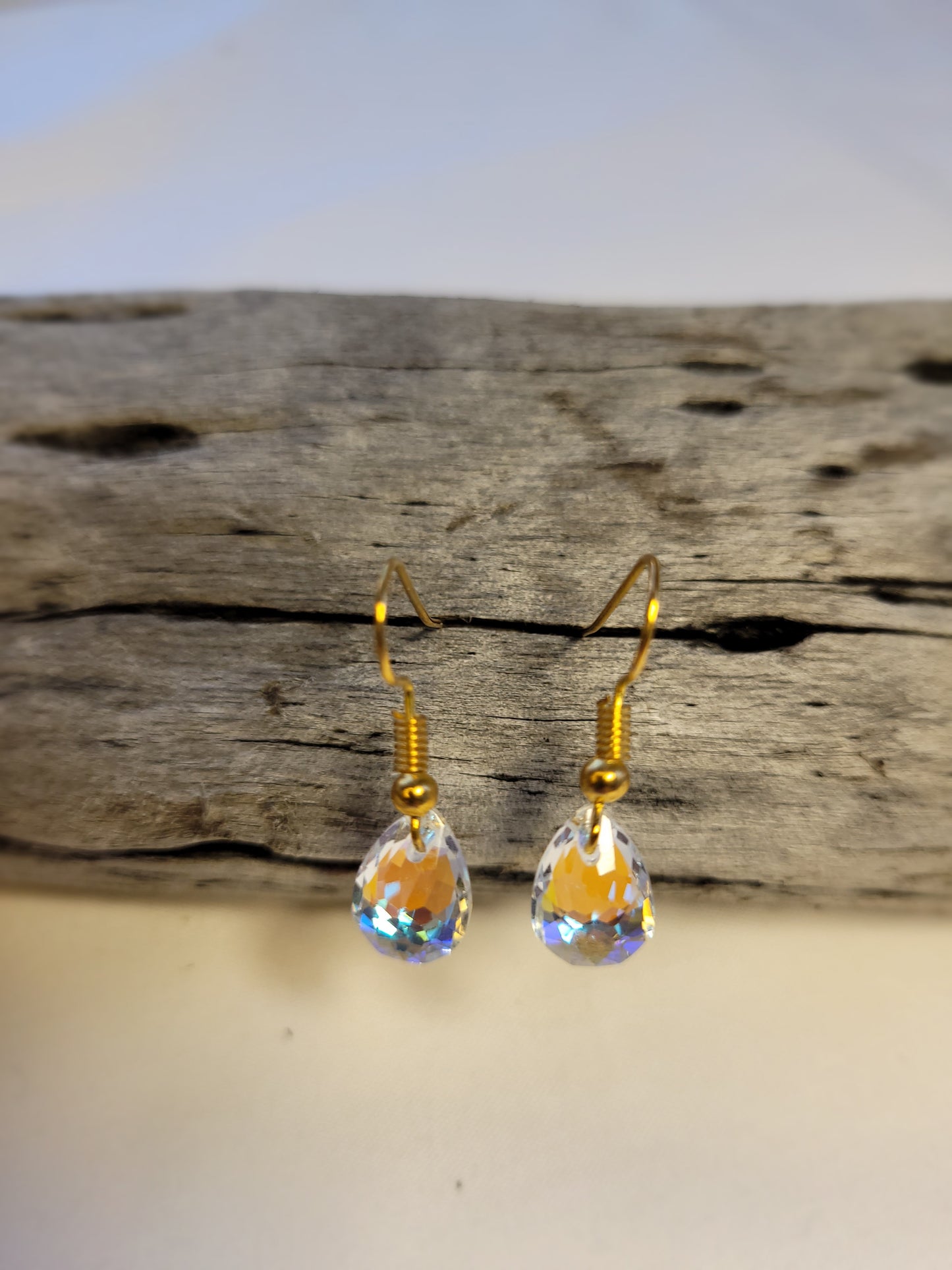 Clear Crystal & Gold Earrings