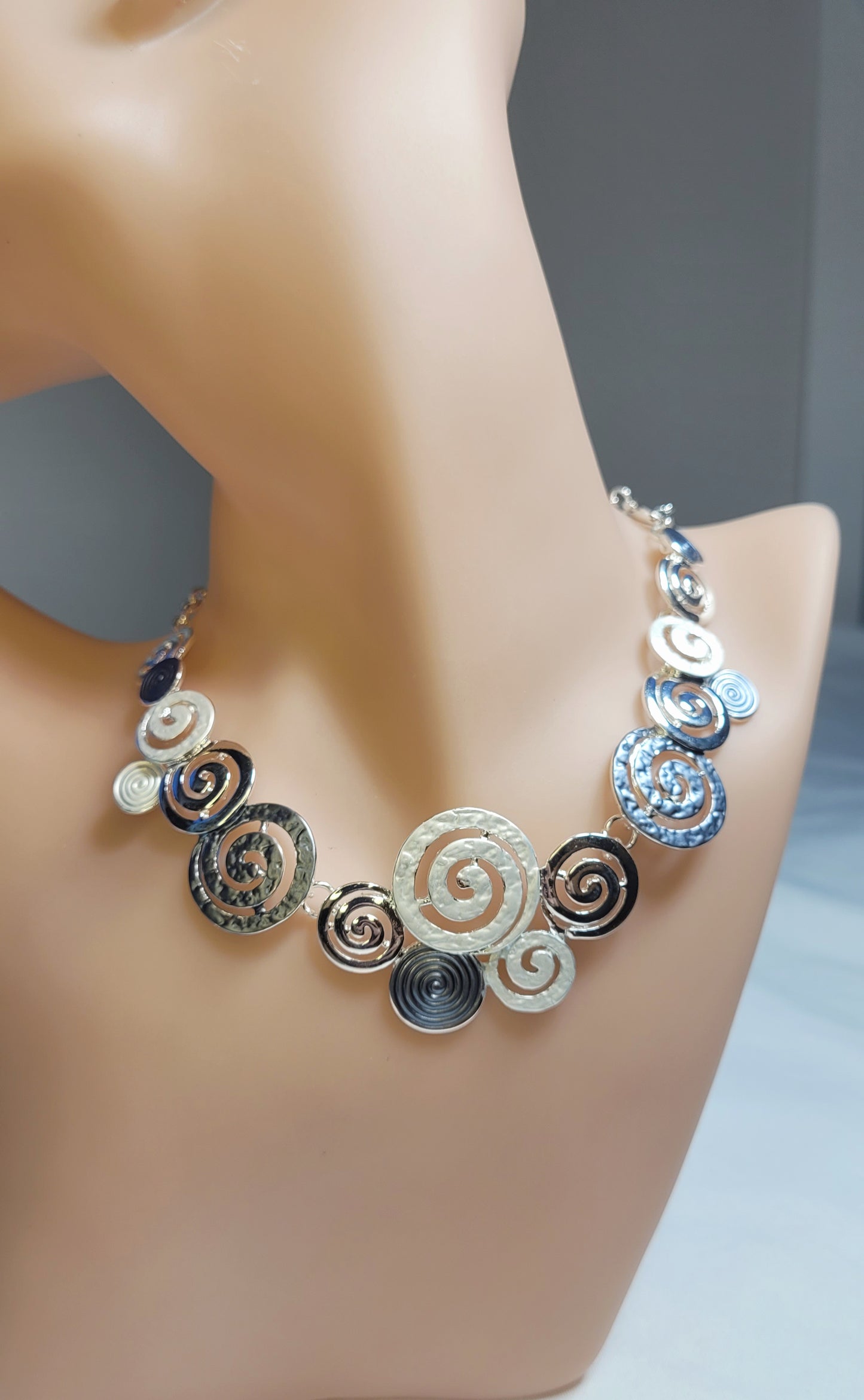 Trendy Spiral Necklace and Earrings Set